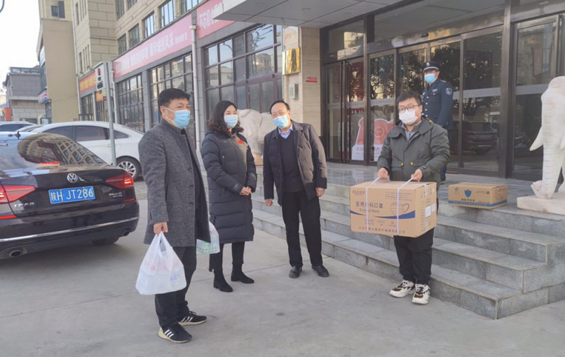 市国资委党委副书记陈静一行赴城投公司督查疫情防控工作并慰问防控一线员工